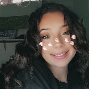 Meet your Posher, Marcelia